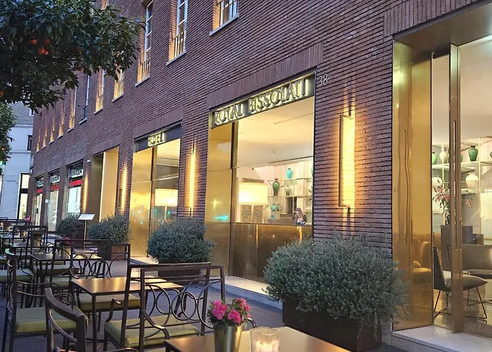 Otel Royal Bissolati 4*