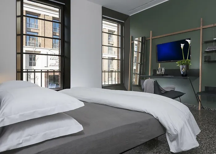 Royal Bissolati Otel 4*