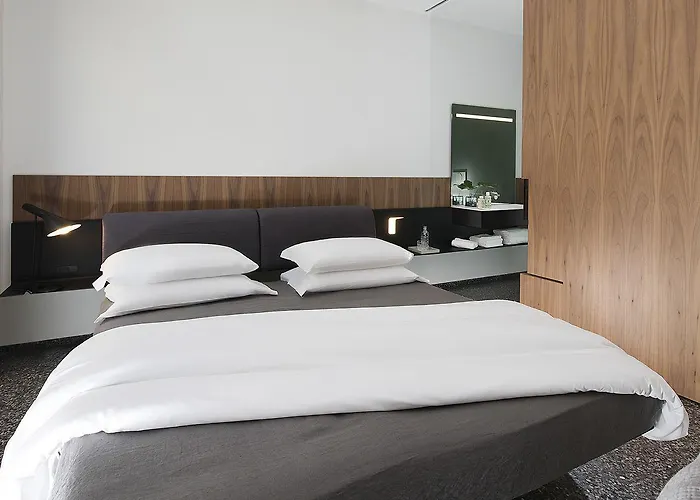 Royal Bissolati Otel 4*