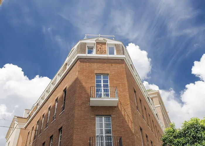 Otel Royal Bissolati 4*