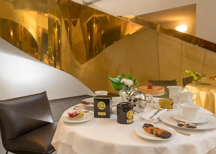 Royal Bissolati Otel